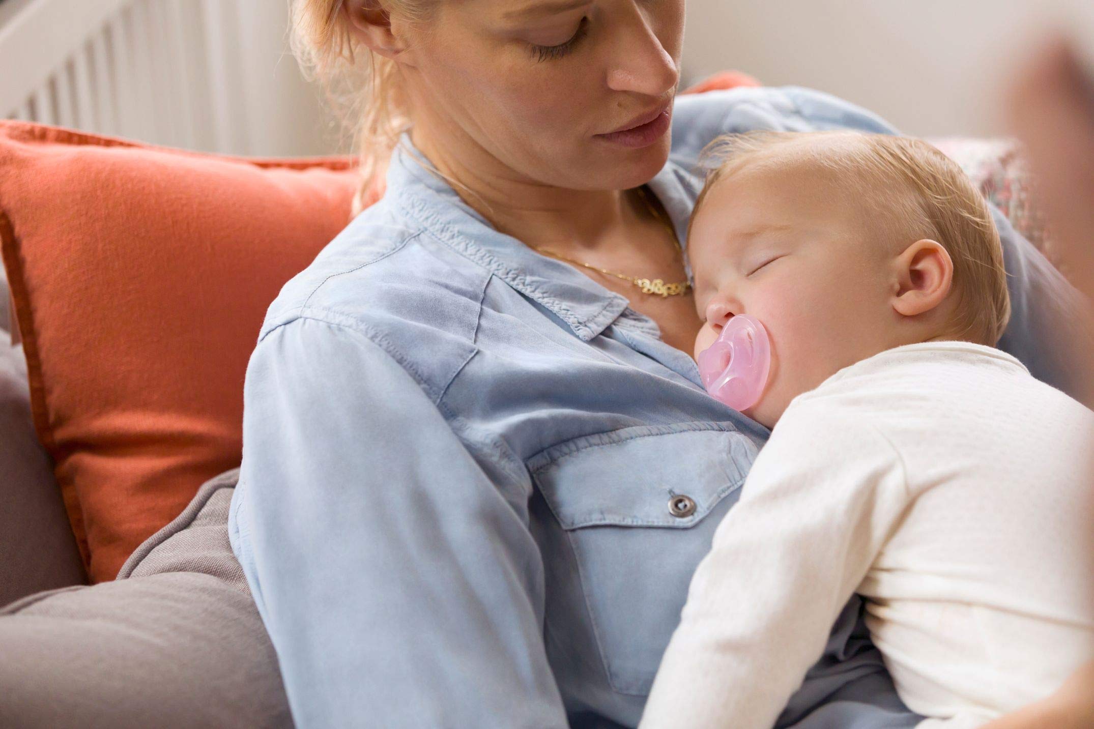 nuk-sensitive-schnuller-0-6-monate-100-silikon-bpa-frei-lila-rosa-2-st-ck image 3