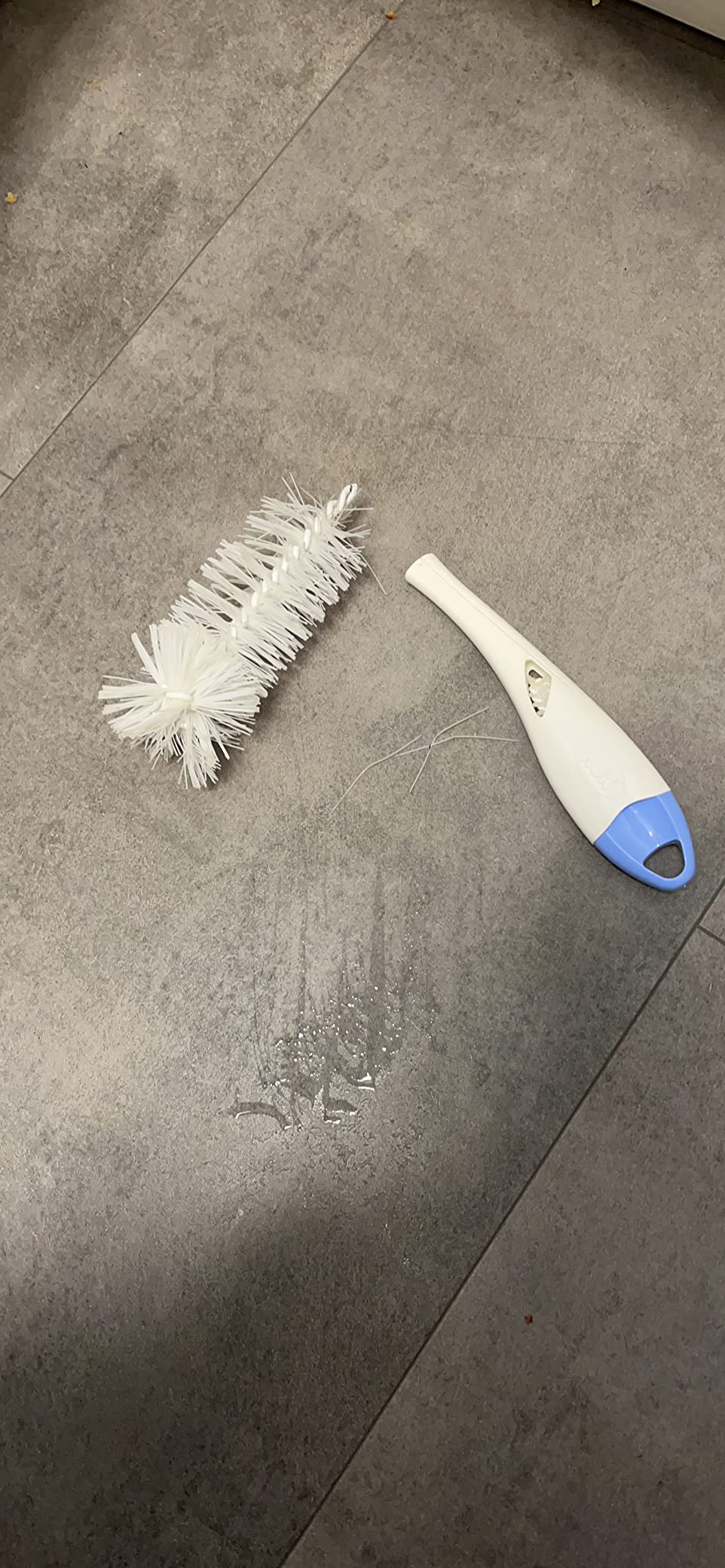 Für schmale Flaschen schwierig