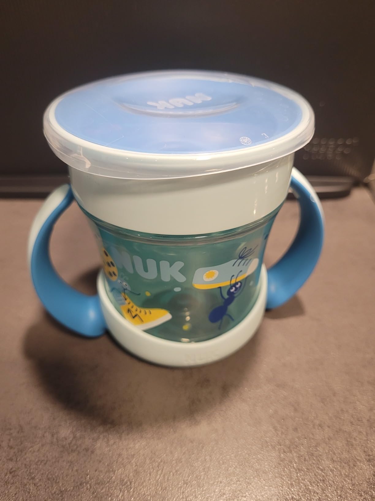 Gut für selbstständig Trinken